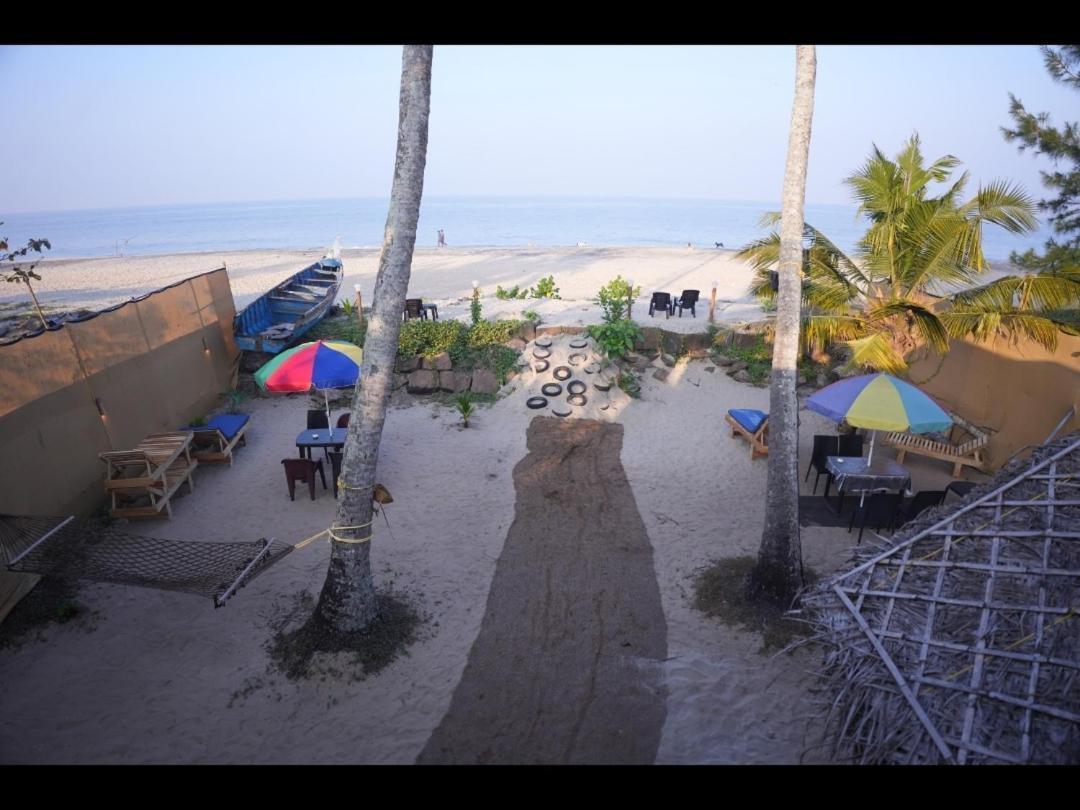 Tripsea Beach Villa Alappuzha Esterno foto